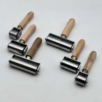 غلطک چسب فولادی دسته چوبی - Image 2